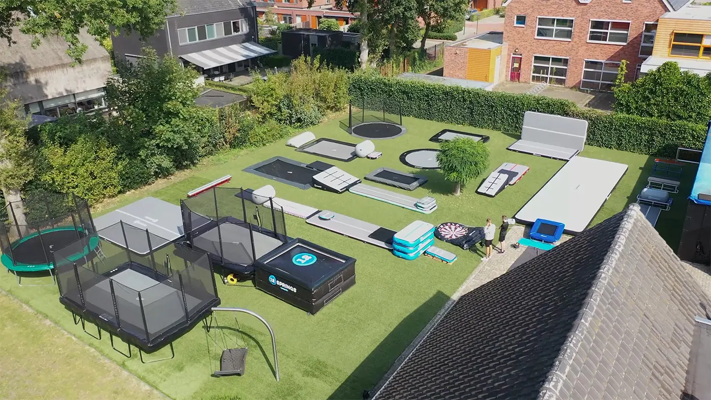 Airtracks 2 video banner holder trampolines